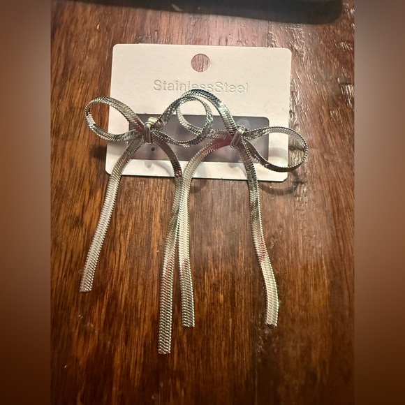 Elegant Silver Bow Drop Earrings – Stainless Steel - Picture 4 of 4